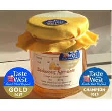 Load image into Gallery viewer, Beekeepers Marmalade Cake, Champion Beekeepers Marmalade & Honey Chunk Gift Box