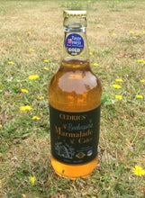 Load image into Gallery viewer, Beekeepers Marmalade Cider 3 bottle gift pack. A Taste of the West Gold 2019 Award Winning Orange and Somerset Honey Marmalade Cider. A Still medium sweet cider with distinct orange and honey flavours. Made from our Taste of the West Champion 2018 Award Winning Orange and Somerset Honey Marmalade and Somerset Apples from a single years Harvest which are traditionally pressed and left to mature slowly in old oak barrels.