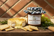 Load image into Gallery viewer, Apple &amp; Fennel Chutney

